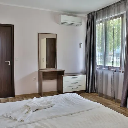 Al Rial Apartman Skorpilovci