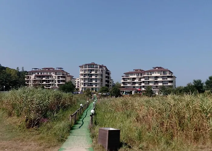 Al Rial Apartament Shkorpilovtsi