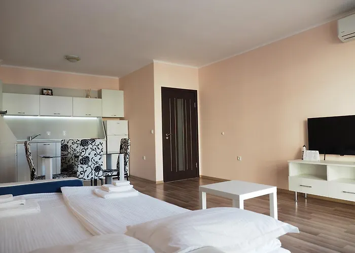 Al Rial Apartament Shkorpilovtsi